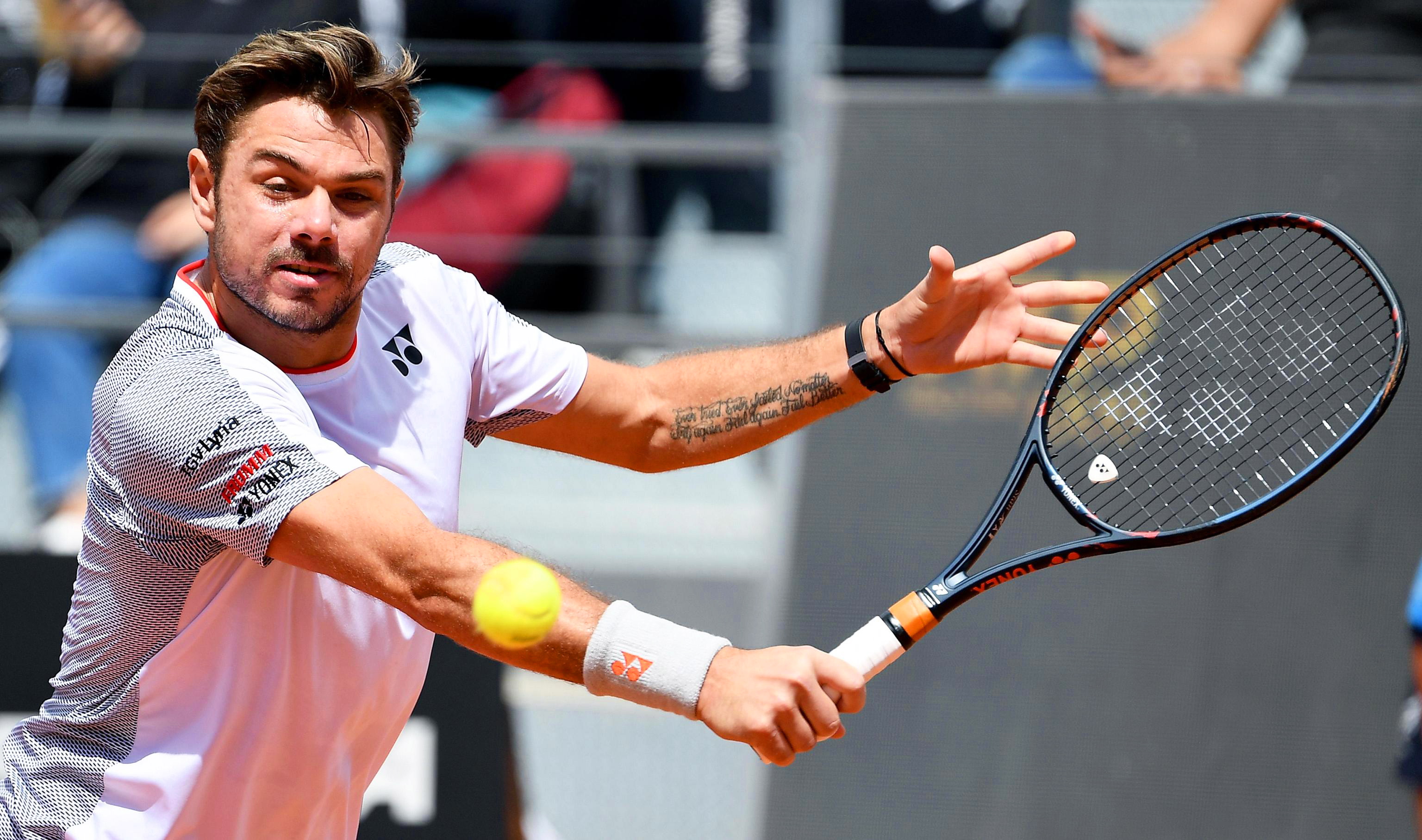 意大利网球队绝地反击世界网球队,瓦林卡打破历史纪录 意大利网球队绝地反击世界网球队,瓦林卡打破历史纪录