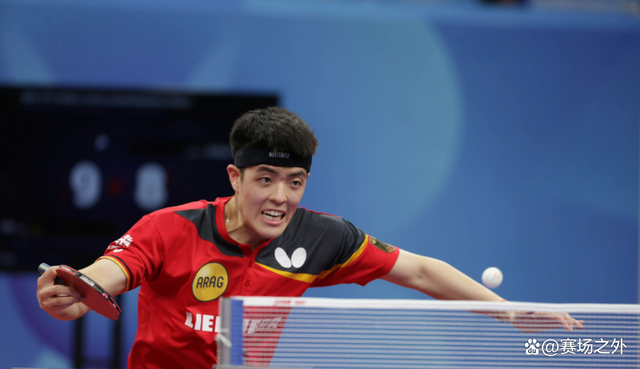 日本羽毛球队险胜印度羽毛球队,辛杜三分雨点燃全场 日本羽毛球队险胜印度羽毛球队,辛杜三分雨点燃全场