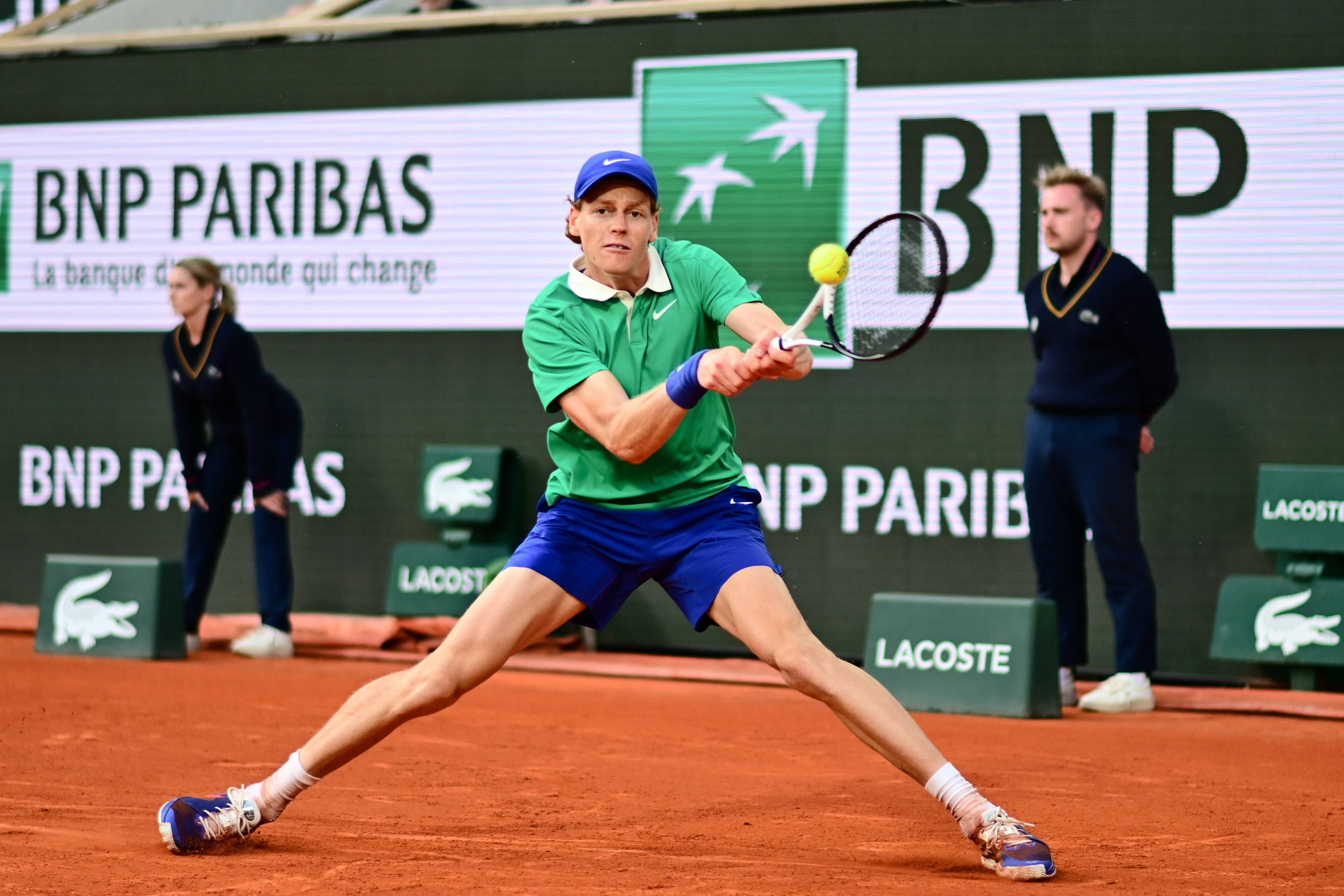 意大利网球队险胜法国网球队,阿尔卡拉斯高光表现 意大利网球队险胜法国网球队,阿尔卡拉斯高光表现