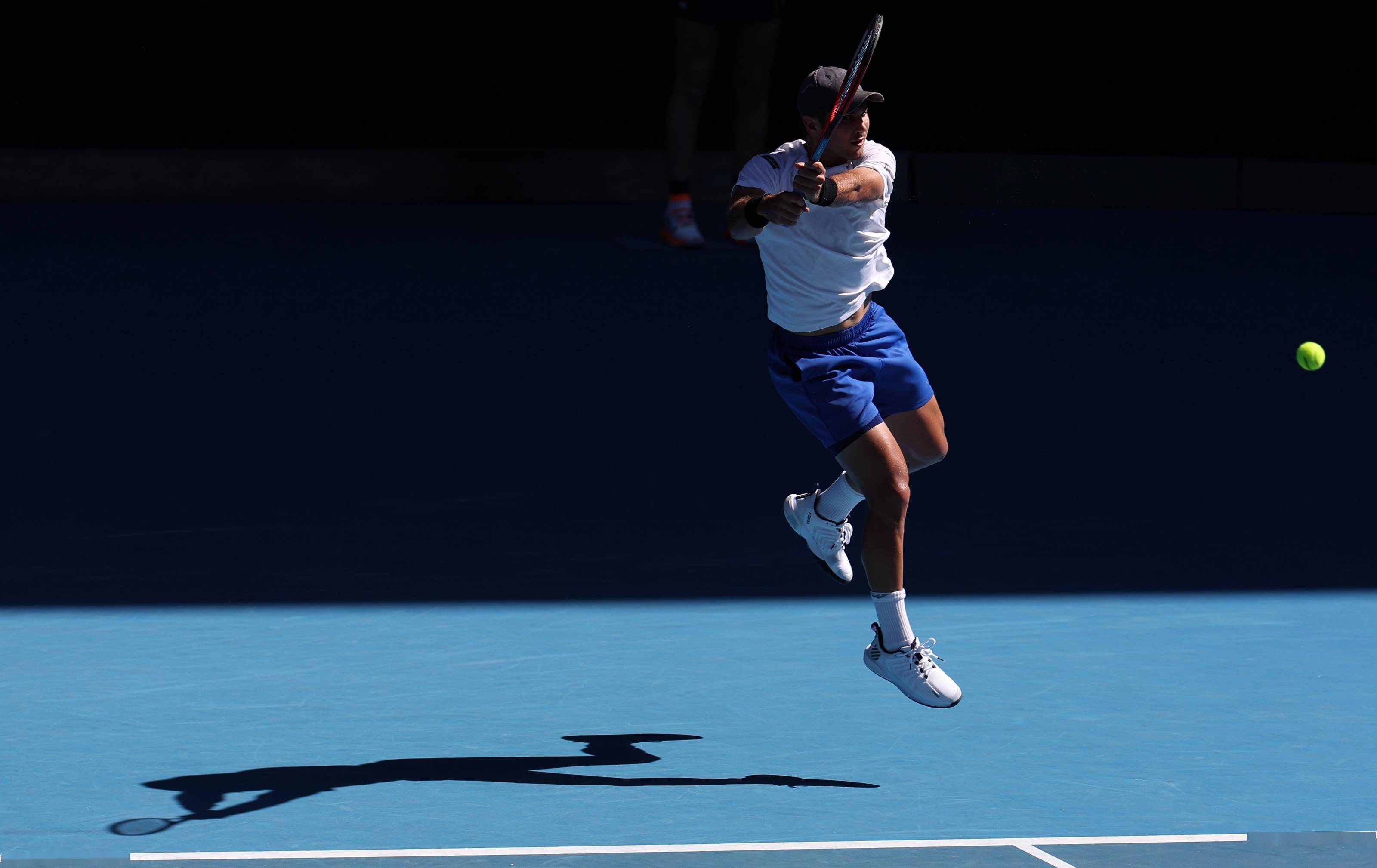 英国网球队险胜澳大利亚网球队,纳达尔打破历史纪录 英国网球队险胜澳大利亚网球队,纳达尔打破历史纪录