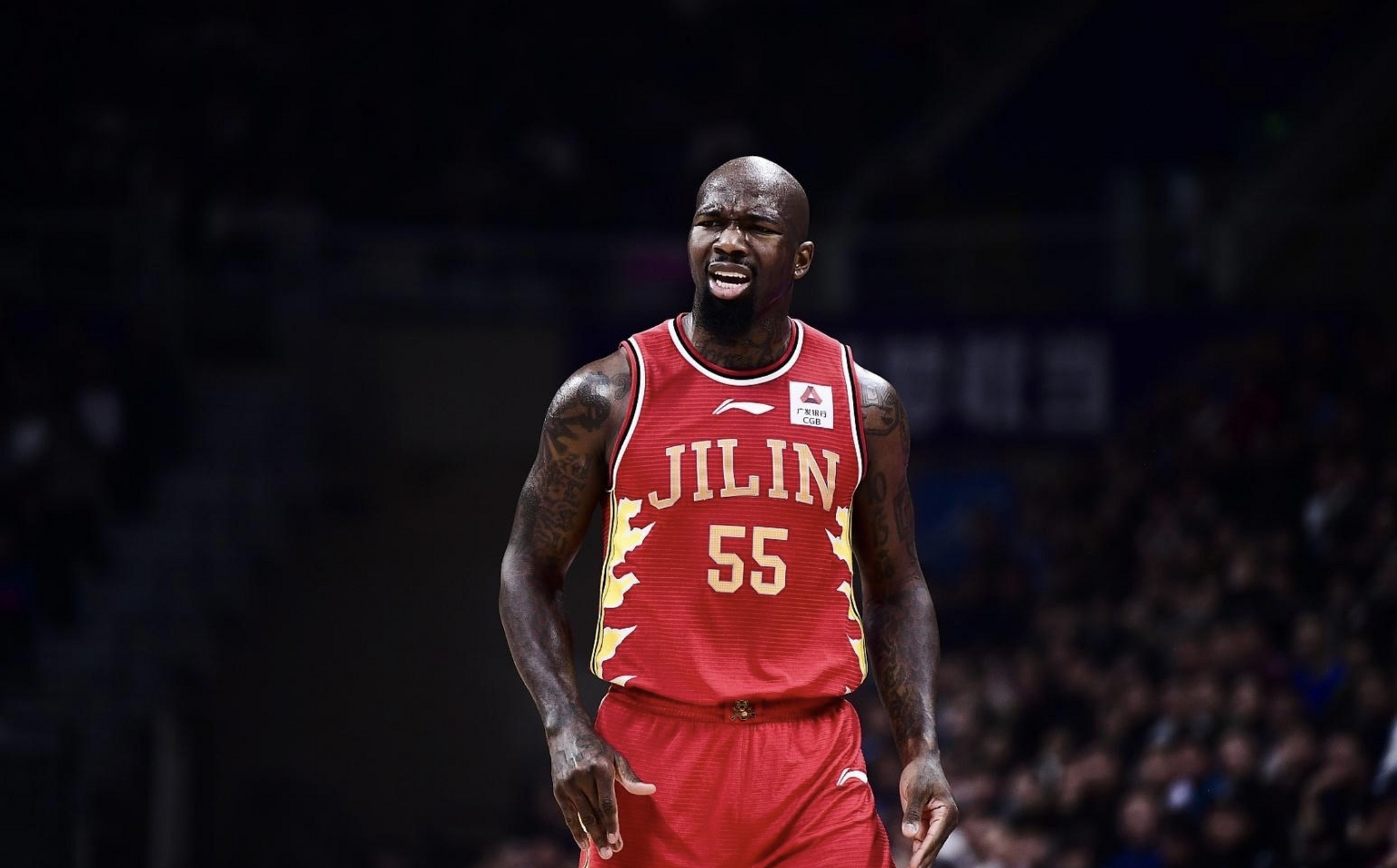 灰熊力克中国男篮，贝弗利惊艳世界