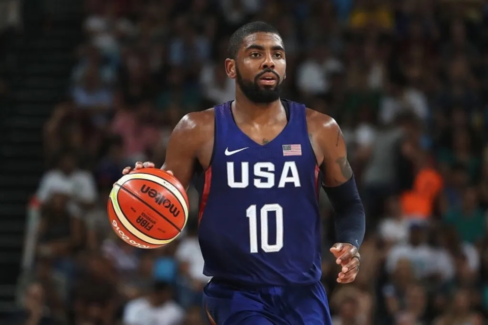 勇士绝地反击中国男篮，欧文高光表现