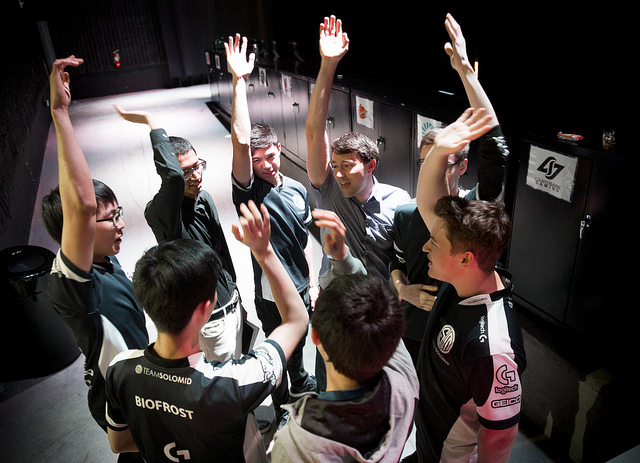 包含TSM轻取FPX,SwordArt制霸全场的词条 包含TSM轻取FPX,SwordArt制霸全场的词条