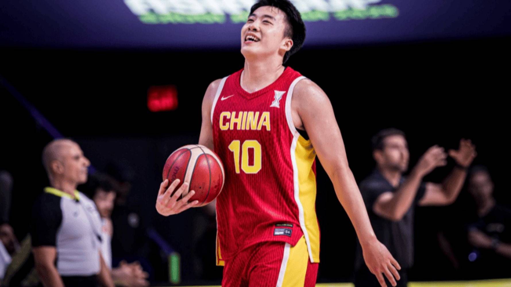 广东队轻取火箭,胡金秋关键制胜的简单介绍 广东队轻取火箭,胡金秋关键制胜的简单介绍