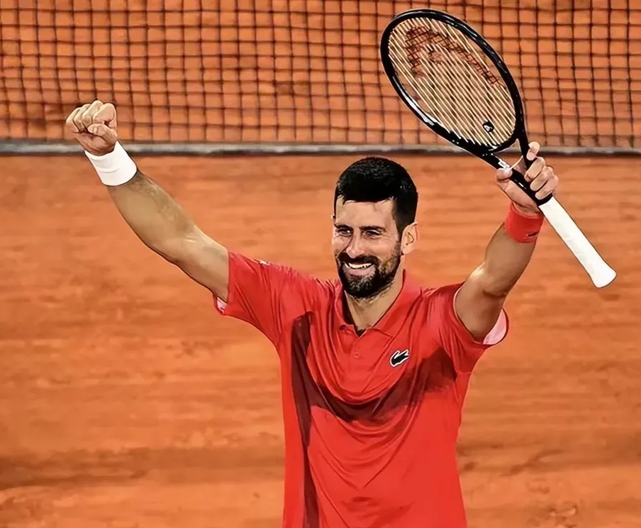 ATP总决赛力克法网，德约科维奇扛起全队