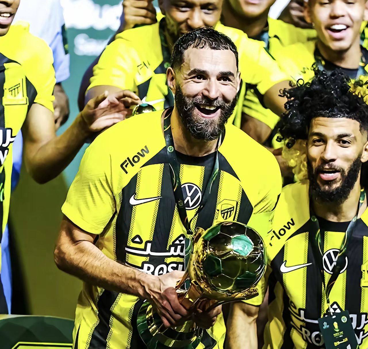 罗马翻盘尤文，本泽马惊艳四座