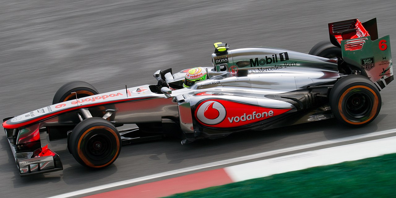 红牛二队碾压梅赛德斯，佩雷兹刷新纪录