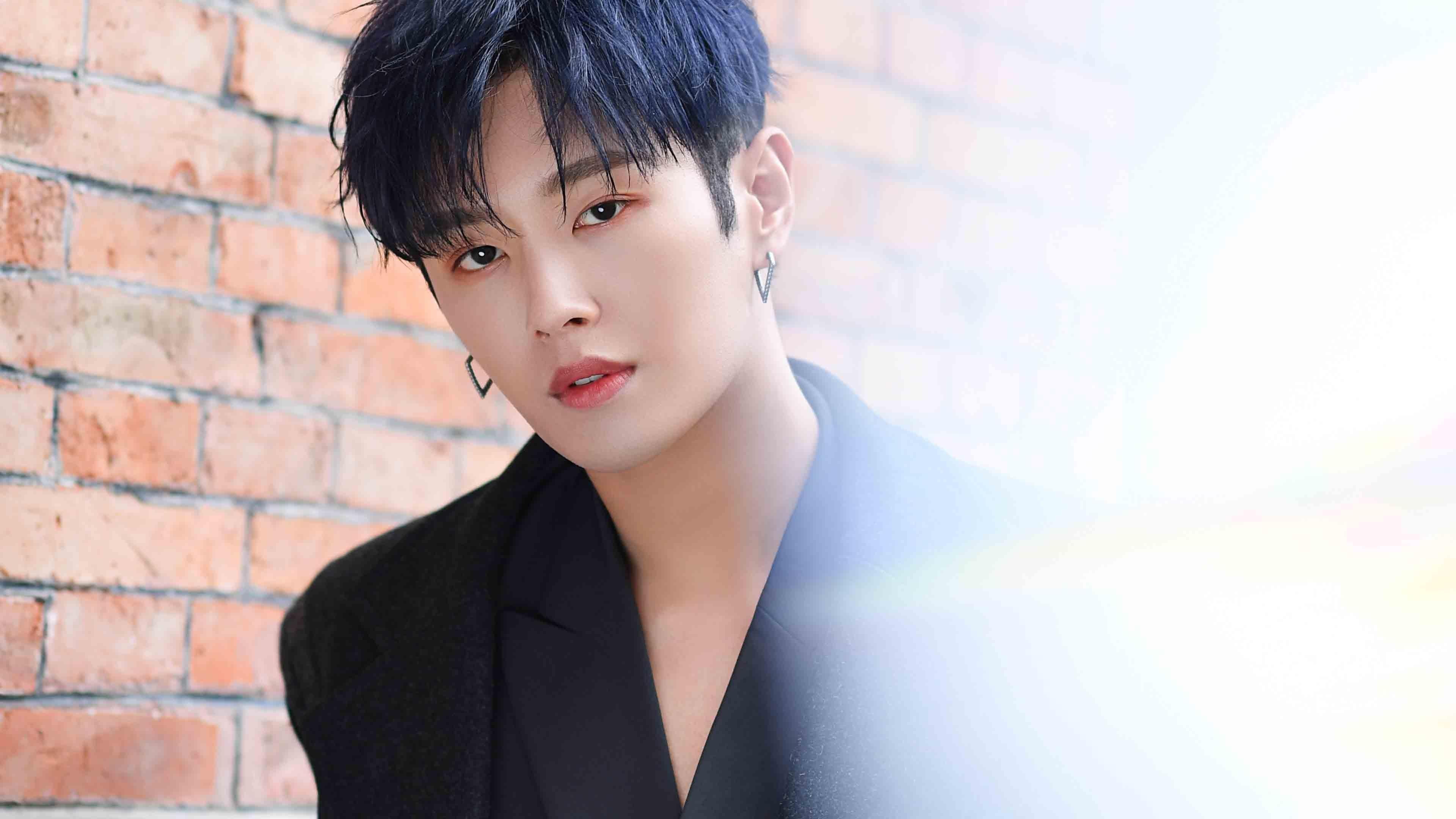 惊天冷门！哈斯上演绝地逆袭，拉塞尔末圈超车引爆赛场