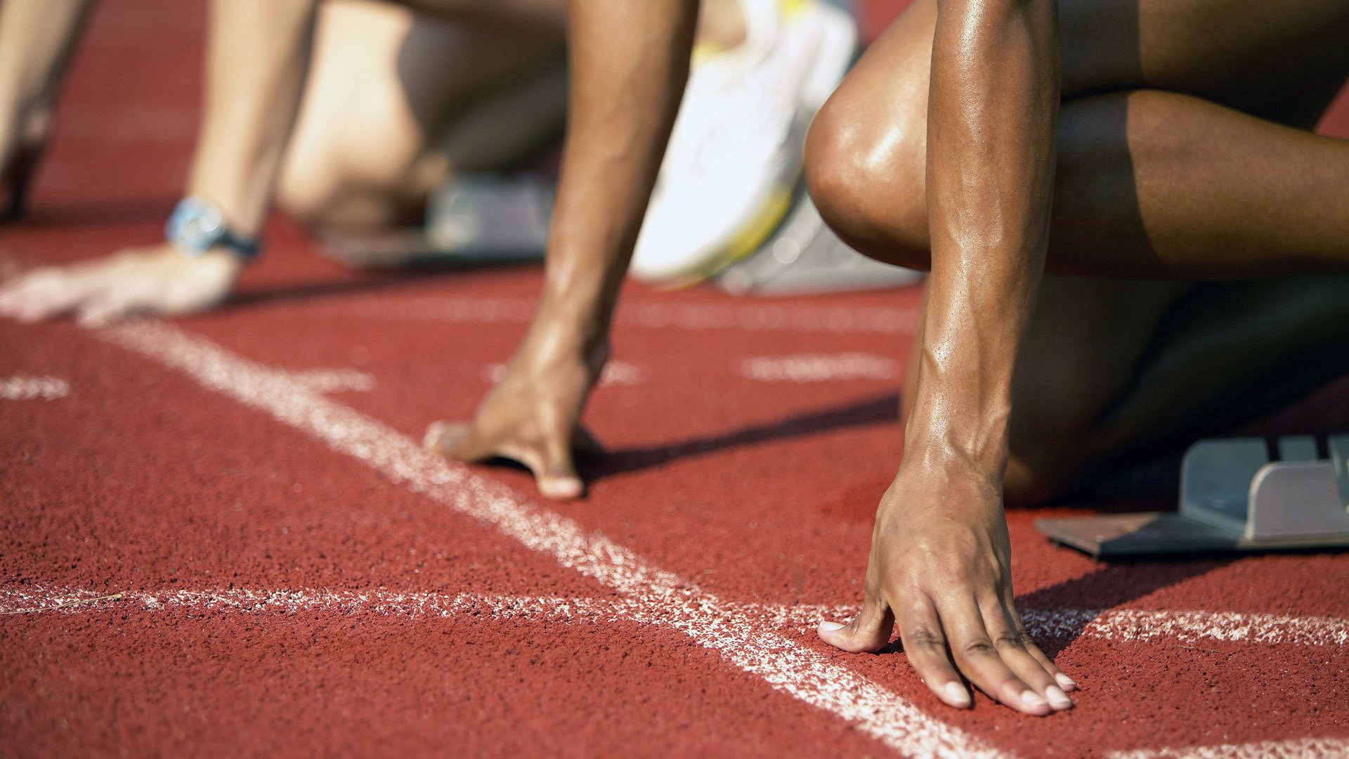 绿茵指挥官改写赛道终章,久保建英如何让F1年度争冠之夜提前失去悬念