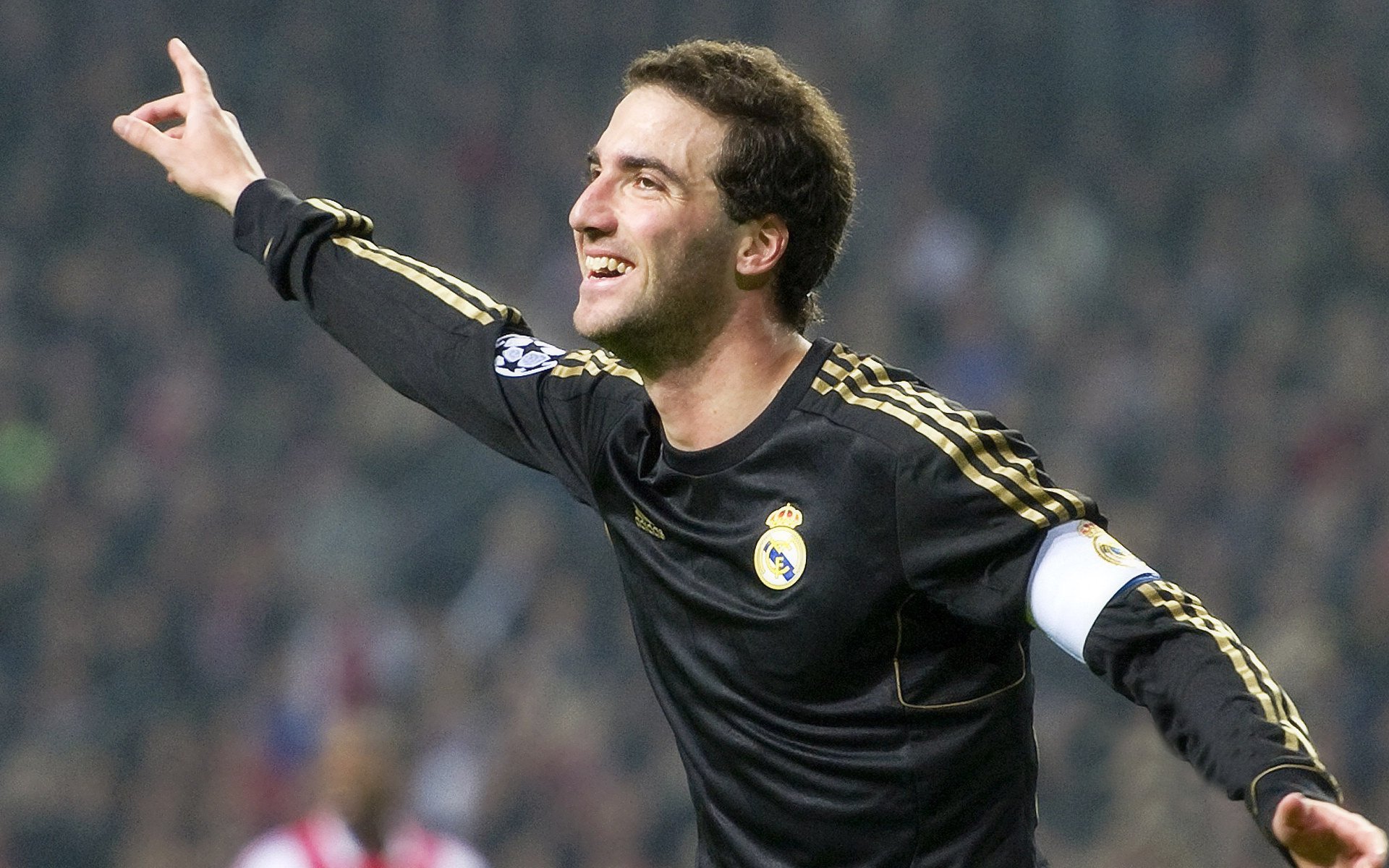 唯一性,硬仗之王的炬火,如何照见冷门寒夜的孤光?